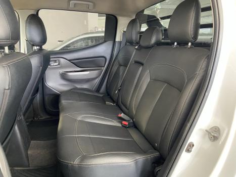 MITSUBISHI L 200 Triton 2.4 16V SPORT HPE 4X4 CABINE DUPLA TURBO DIESEL AUTOMTICO, Foto 11