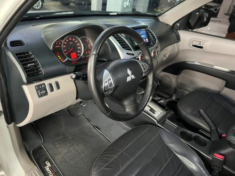 MITSUBISHI L 200 Triton , Foto 7