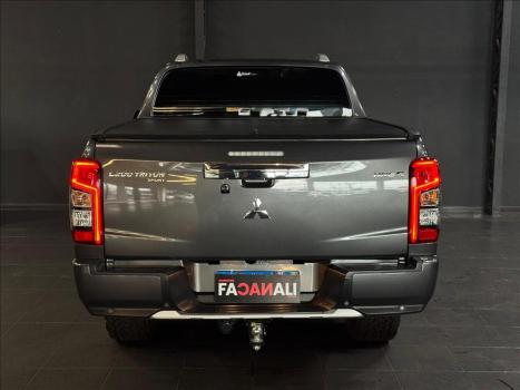 MITSUBISHI L 200 Triton 2.4 16V SPORT HPE 4X4 CABINE DUPLA TURBO DIESEL AUTOMTICO, Foto 10
