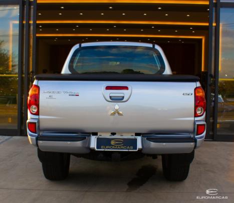 MITSUBISHI L 200 Triton 3.2 16V HPE 4X4 CABINE DUPLA TURBO DIESEL INTERCOOLER AUTOMTICO, Foto 6