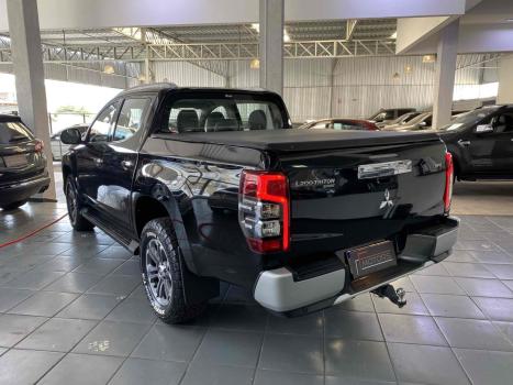 MITSUBISHI L 200 Triton , Foto 6