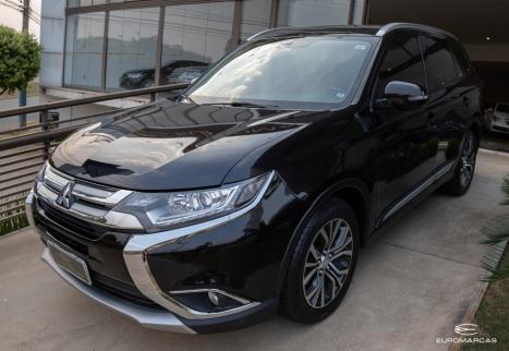 MITSUBISHI Outlander 2.0 16V 4P AUTOMTICO, Foto 2