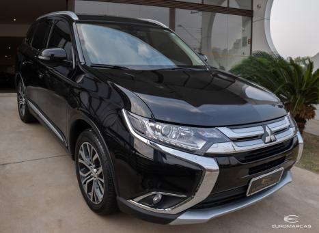 MITSUBISHI Outlander 2.0 16V 4P AUTOMTICO, Foto 3