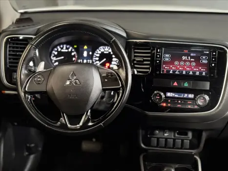 MITSUBISHI Outlander 2.0 16V 4P AUTOMTICO, Foto 16