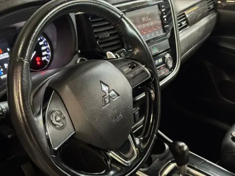 MITSUBISHI Outlander 2.0 16V 4P AUTOMTICO, Foto 17