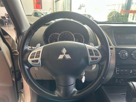 MITSUBISHI Pajero 3.2 16V 4P 4X4 7 LUGARES HPE TURBO DIESEL INTERCOOLER AUTOMTICO, Foto 9
