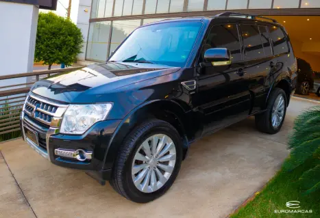 MITSUBISHI Pajero Full 3.2 16V 4P HPE 4X4 TURBO DIESEL INTERCOOLER AUTOMTICO, Foto 3