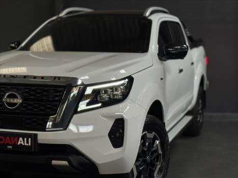 NISSAN Frontier 2.3 16V PLATINUM CABINE DUPLA 4X4 BI-TURBO DIESEL AUTOMTICO, Foto 3