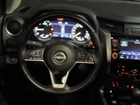 NISSAN Frontier 2.3 16V PLATINUM CABINE DUPLA 4X4 BI-TURBO DIESEL AUTOMTICO, Foto 15