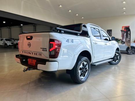 NISSAN Frontier 2.3 16V PLATINUM CABINE DUPLA 4X4 BI-TURBO DIESEL AUTOMTICO, Foto 5