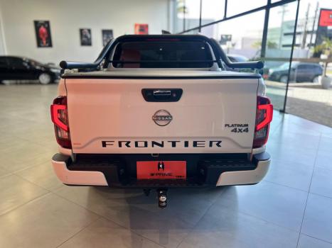 NISSAN Frontier 2.3 16V PLATINUM CABINE DUPLA 4X4 BI-TURBO DIESEL AUTOMTICO, Foto 6