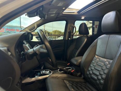 NISSAN Frontier 2.3 16V PLATINUM CABINE DUPLA 4X4 BI-TURBO DIESEL AUTOMTICO, Foto 7