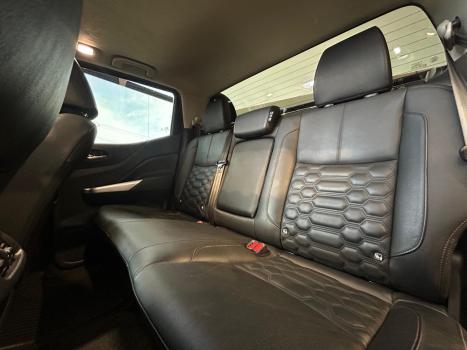 NISSAN Frontier 2.3 16V PLATINUM CABINE DUPLA 4X4 BI-TURBO DIESEL AUTOMTICO, Foto 18