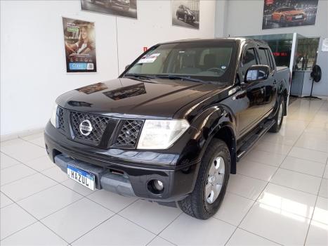 NISSAN Frontier 2.5 SE 4X4 TURBO DIESEL CABINE DUPLA, Foto 2