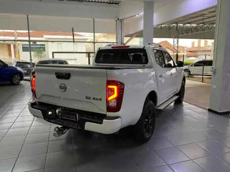NISSAN Frontier , Foto 4