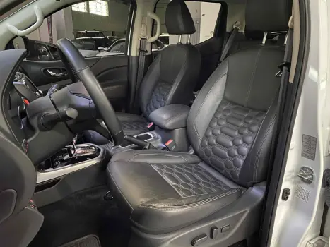 NISSAN Frontier , Foto 9