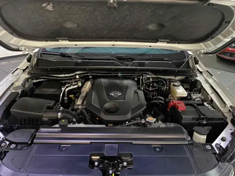 NISSAN Frontier , Foto 16