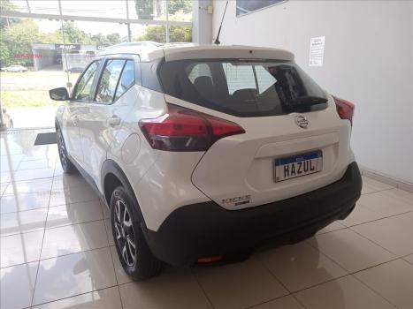 NISSAN Kicks 1.6 16V 4P FLEXSTART S X-TRONIC AUTOMTICO CVT, Foto 4