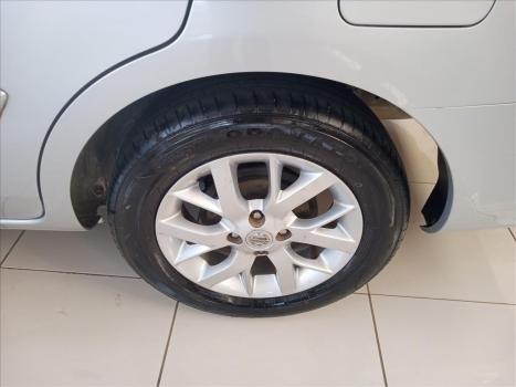 NISSAN Versa Sedan 1.6 16V 4P FLEX SV, Foto 13