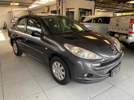 PEUGEOT 207 Sedan 1.4 4P PASSION SPORT XR FLEX, Foto 2