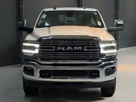 RAM 2500 6.7 I6 24V SLT CABINE DUPLA TURBO DIESEL LARAMIE 4X4 AUTOMTICO, Foto 2