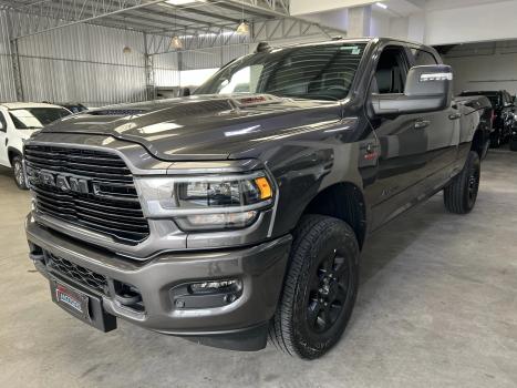 RAM 2500 6.7 I6 24V SLT CABINE DUPLA TURBO DIESEL NIGHT EDITION 4X4 AUTOMTICO, Foto 1