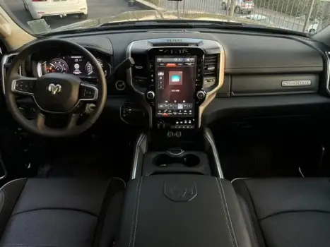 RAM 2500 6.7 I6 24V SLT CABINE DUPLA TURBO DIESEL LARAMIE 4X4 AUTOMTICO, Foto 5