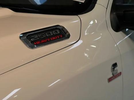 RAM 2500 6.7 I6 24V SLT CABINE DUPLA TURBO DIESEL LARAMIE 4X4 AUTOMTICO, Foto 7