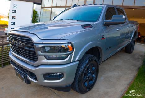 RAM 3500 6.7 I6 LARAMIE CABINE DUPLA TURBO DIESEL AUTOMTICO, Foto 3
