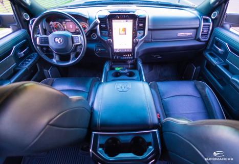 RAM 3500 6.7 I6 LARAMIE CABINE DUPLA TURBO DIESEL AUTOMTICO, Foto 8