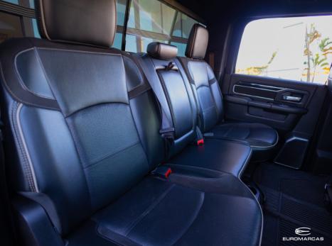 RAM 3500 6.7 I6 LARAMIE CABINE DUPLA TURBO DIESEL AUTOMTICO, Foto 10