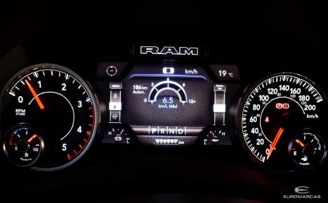 RAM 3500 6.7 I6 LARAMIE CABINE DUPLA TURBO DIESEL AUTOMTICO, Foto 7