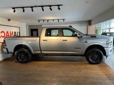 RAM 3500 6.7 I6 LIMITED LARAMIE CABINE DUPLA TURBO DIESEL AUTOMTICO, Foto 4