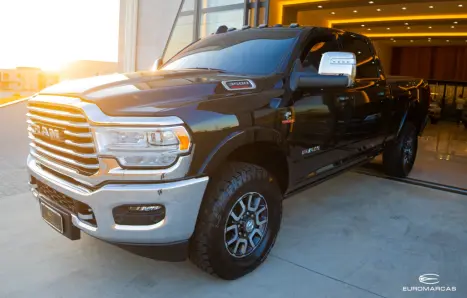 RAM 3500 6.7 I6 LIMITED LONG HORN CABINE DUPLA 4X4 TURBO DIESEL AUTOMTICO, Foto 3