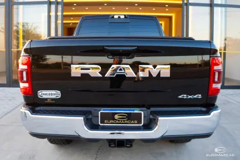 RAM 3500 6.7 I6 LIMITED LONG HORN CABINE DUPLA 4X4 TURBO DIESEL AUTOMTICO, Foto 6