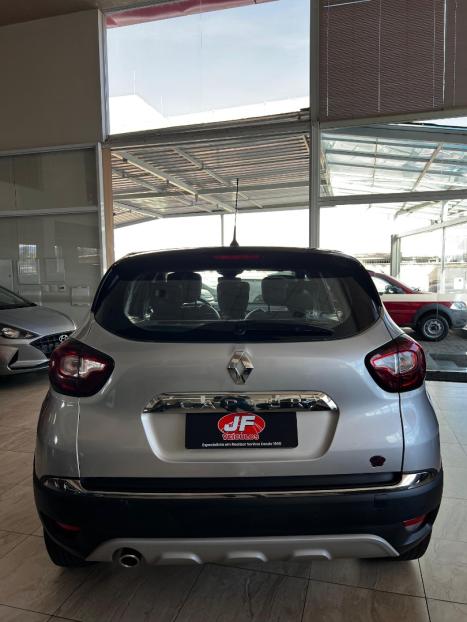 RENAULT Captur 1.6 16V 4P FLEX SCE INTENSE X-TRONIC CVT, Foto 5