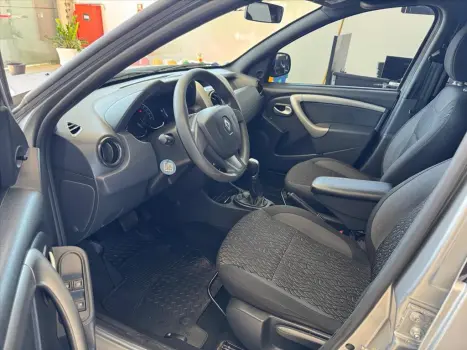 RENAULT Duster 1.6 16V 4P FLEX SCE AUTHENTIQUE X-TRONIC AUTOMTICO, Foto 8