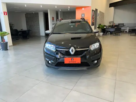 RENAULT Sandero 1.6 16V 4P FLEX STEPWAY RIP CURL, Foto 2