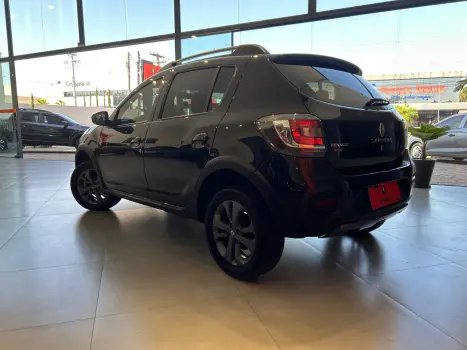 RENAULT Sandero 1.6 16V 4P FLEX STEPWAY RIP CURL, Foto 4