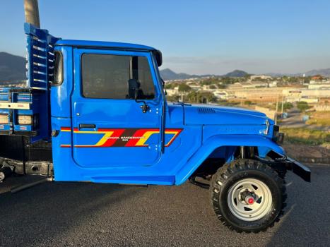 TOYOTA Bandeirante 3.7 4X4 DIESEL TETO RGIDO, Foto 3