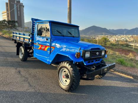 TOYOTA Bandeirante 3.7 4X4 DIESEL TETO RGIDO, Foto 15