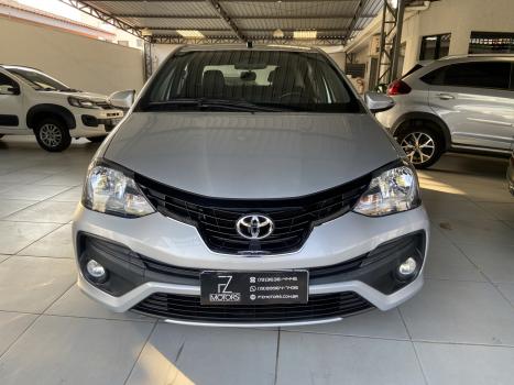 TOYOTA Etios Hatch 1.5 16V 4P FLEX PLATINUM AUTOMTICO, Foto 1