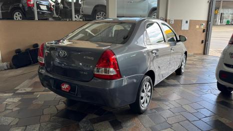 TOYOTA Etios Hatch 1.5 16V 4P FLEX XS, Foto 4