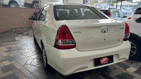 TOYOTA Etios Sedan 1.5 16V 4P FLEX X, Foto 5