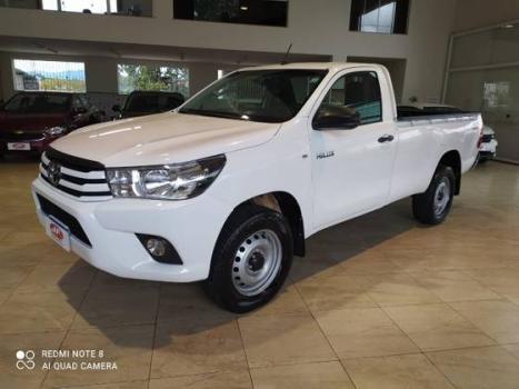 TOYOTA Hilux Caminhonete 2.8 4X4 DIESEL CABINE SIMPLES, Foto 1