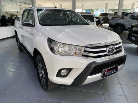 TOYOTA Hilux Caminhonete 2.8 16V SRV 4X4 DIESEL CABINE DUPLA AUTOMTICO, Foto 3