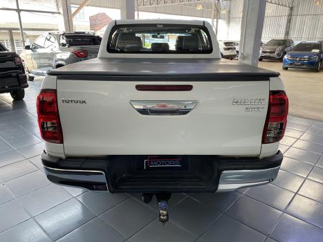 TOYOTA Hilux Caminhonete 2.8 16V SRV 4X4 DIESEL CABINE DUPLA AUTOMTICO, Foto 5