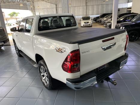 TOYOTA Hilux Caminhonete 2.8 16V SRV 4X4 DIESEL CABINE DUPLA AUTOMTICO, Foto 6