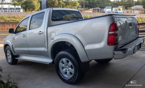 TOYOTA Hilux Caminhonete 2.7 16V 4P SRV FLEX 4X4  CABINE DUPLA AUTOMTICO, Foto 4