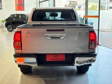 TOYOTA Hilux Caminhonete 2.8 16V SRV 4X4 DIESEL CABINE DUPLA AUTOMTICO, Foto 4